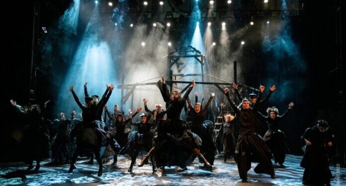 Нова Македонија: Моќна слика на целокупната македонска култура и идентитет