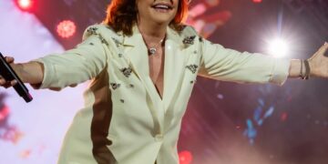 Публиката ја исфрли Ана Бекута: 40.000 евра за да пее од комбе