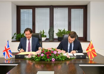 Македонија и Обединетото Кралство потпишаа Протокол за правила за потекло