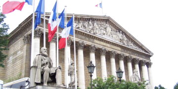 Франција предлага НАТО-вежба на Гренланд за зајакнување на безбедноста на Арктикот