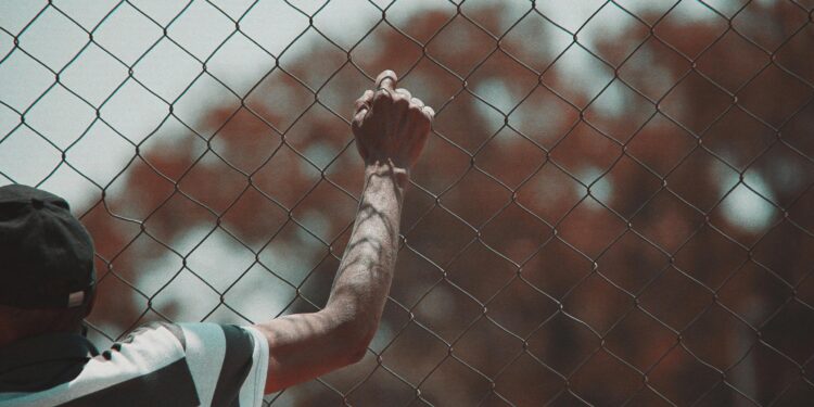 Државата троши повеќе за затворска храна отколку за студентски оброци: 77 милиони за затворениците, 22 за студентите