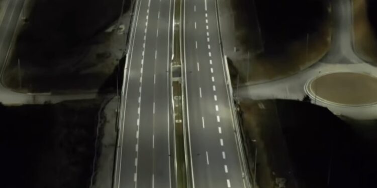 (ВИДЕО) Николоски со порака за Бадник и Божиќ: 40 километри од автопатот Охрид – Кичево во функција