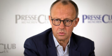 Мерц ја исклучи опцијата за германско нуклеарно оружје, предлага европско одвраќање