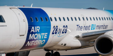 Црна Гора промовира членство во ЕУ: Националниот авион носи слоган „28×28 – Следната членка на ЕУ“