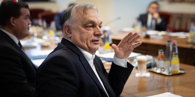 Орбан тврди: Клинтон бараше Унгарија да нападне Србија во 1999, но Будимпешта одби