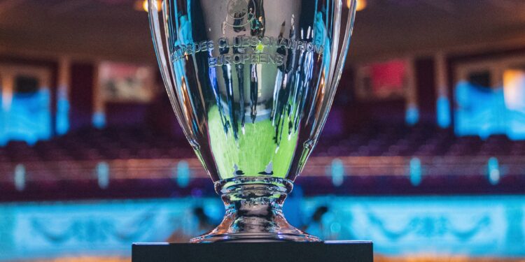 Осминафиналето на ЛШ 2025/26: Клубови од 8 земји и нови историски дуели