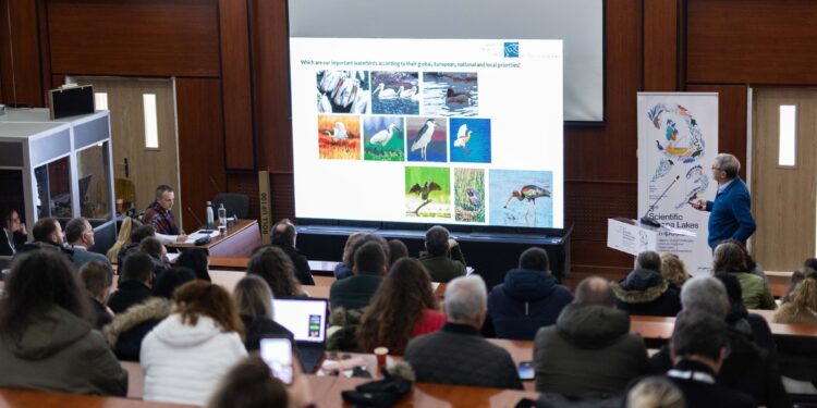 Истражувачи и експерти од Македонија, Грција и Албанија се собираат во Корча на симпозиум за Преспанските езера