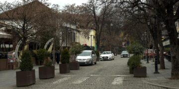 Строги контроли на непрописно паркирани возила во Центар – казни до 50 евра