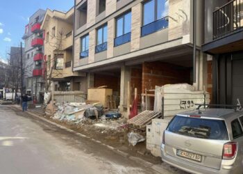 Општина Центар казни четири градилишта за зафаќање јавни површини