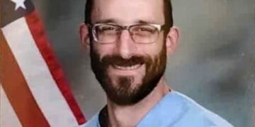 Откриени идентитетите на федералните агенти кои го убија Алекс Прети во Минеаполис