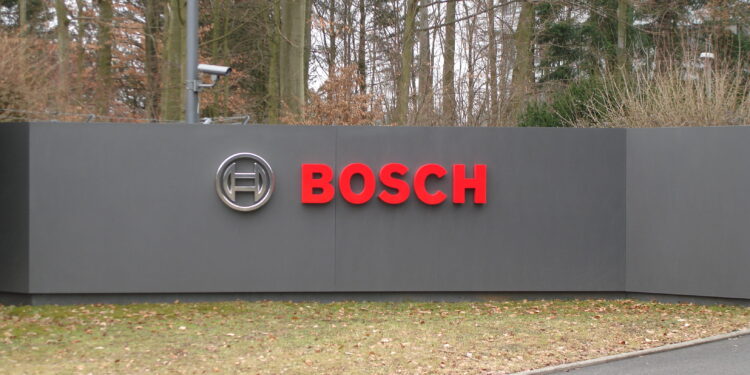 „Бош“ отпушта 20.000 работници: Германската индустрија во криза