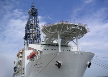 Ретки метали од 6.000 метри длабочина пронајдени во Тихиот Океан од страна на Јапонија