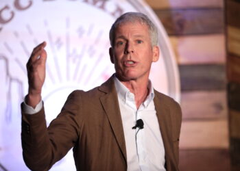 Американскиот министер за енергетика размислува за повлекување од ИЕА