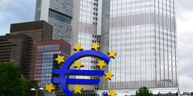 Европратеници ја поддржуваат иницијативата за дигитално евро во годишниот извештај на ЕЦБ