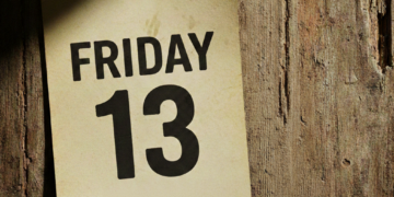 Петок 13-ти: Потекло, митови и современо суеверие