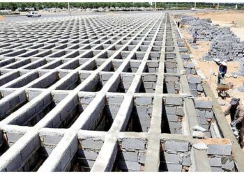 Во Техеран започнато ископување на гробови за 5.000 американски војници