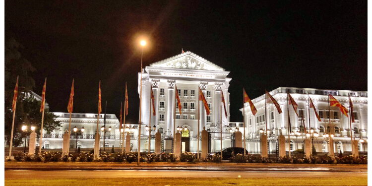 Владината делегација на средба со претставници на УНЕСКО во Париз