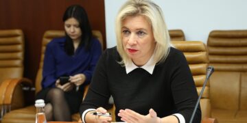 Захарова: ЕУ ја спречува Украина да прифати мировно решение