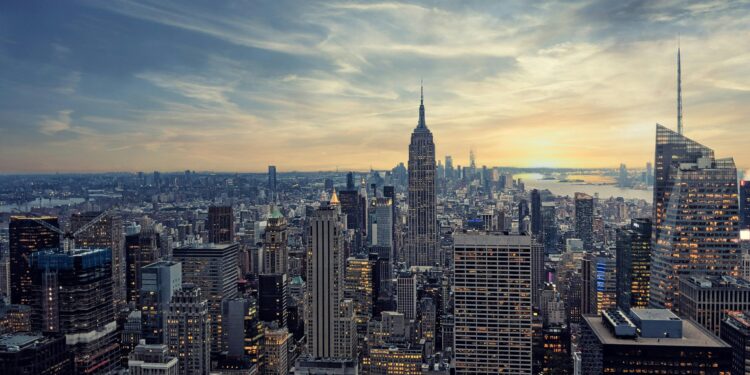 Најмалку 13 жртви од хипотермија во Њујорк поради студот