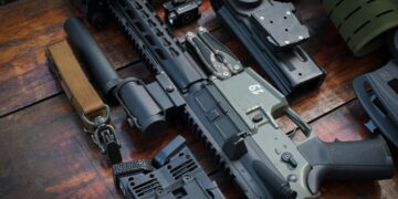 Украина отвора 10 центри за извоз на оружје во Европа и започнува производство на дронови