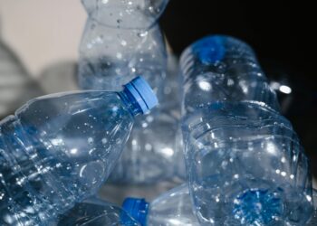 Пластиката двојно ќе ја зголеми глобалната здравствена опасност до 2040 година, предупредуваат научниците