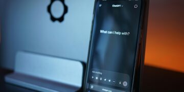 Европскиот парламент забрани AI на службените уреди на пратениците