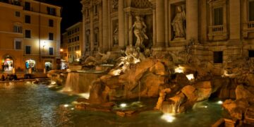 Фонтана ди Треви воведува влезници за туристите од денес