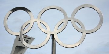 Зимските олимписки игри почнуваат вечерва, со свечено отворање во Милано и Кортина