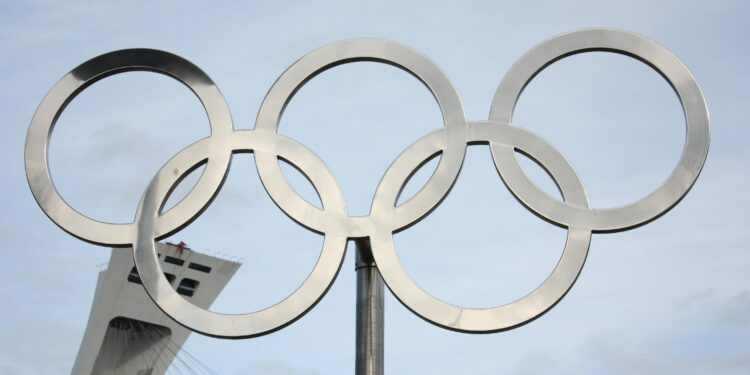 Зимските олимписки игри почнуваат вечерва, со свечено отворање во Милано и Кортина