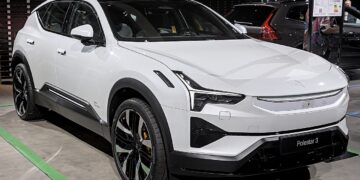 Polestar ја подобрува мобилноста во Европа со автоматско полнење и Supercharger пристап