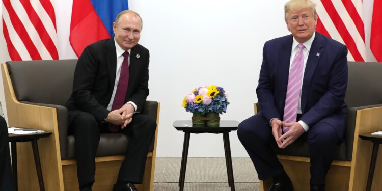 САД и Русија ја обновуваат воената комуникација на високо ниво