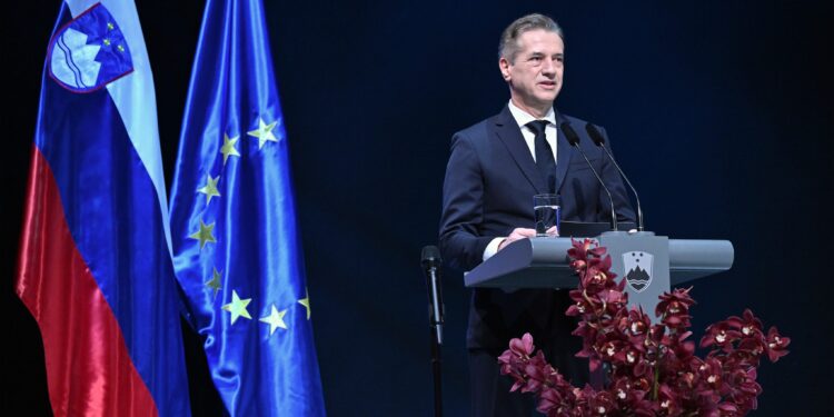 Словенија пред сложени коалициски преговори: Голоб води по гласови, но нема мнозинство