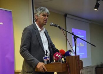 Зијадин Села оснува нова политичка партија