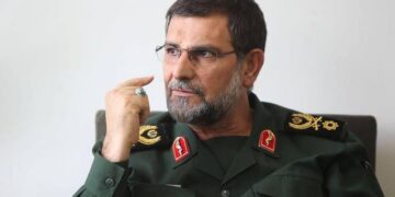 Израелски извори тврдат дека е убиен командантот на Иран одговорен за Ормускиот Теснец