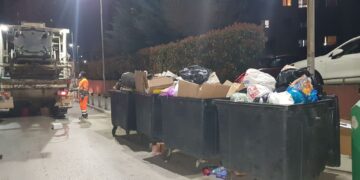 Отстранети 45 кубни метри отпад од две диви депонии во Скопје