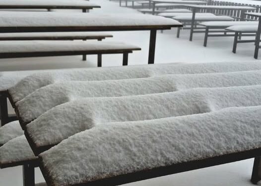 Снежна идила на Попова Шапка: 58 сантиметри снег и температури под нулата