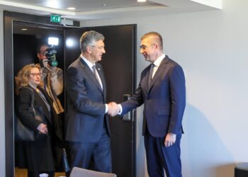 Хрватска го поддржува процесот на евроинтеграции на Македонија, потврди Пленковиќ на средбата со Мицкоски
