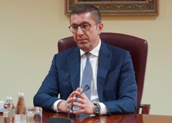 Мицкоски најавува дополнителни мерки доколку продолжи растот на цените на горивата