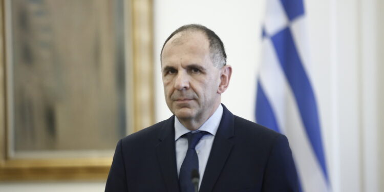 Грција: Секое таргетирање на Кипар претставува опасност за цела Европа