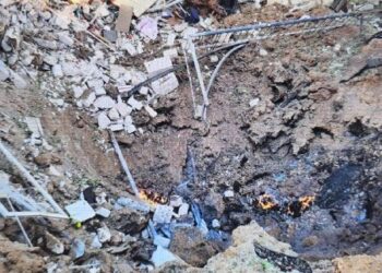 Шест лица повредени во Тел Авив по ирански ракетен напад рано утрово