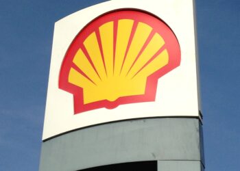 Европа на работ на енергетска криза: „Shell“ предупредува на можен недостиг на гориво веќе следниот месец