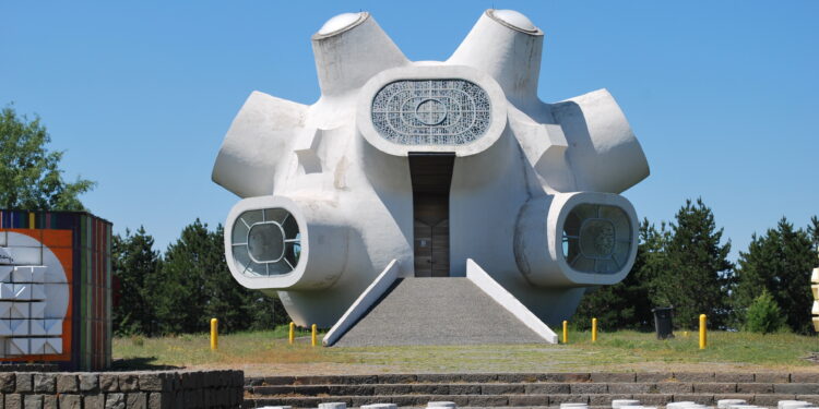 Заштита на Македониум и манастирот Трескавец: Проекти за зачувување на културното наследство