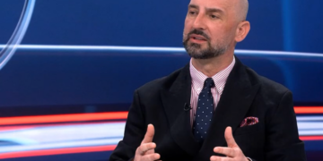 Извор: Screenshot; 360 Степени