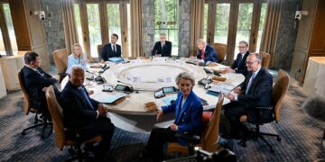 Г7 се состанува поради растот на цените на нафтата над 100 долари за барел