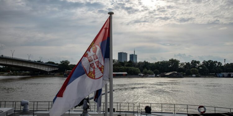 Вонредна мерка: Србија воведува забрана за извоз на нафта и деривати до 19 март