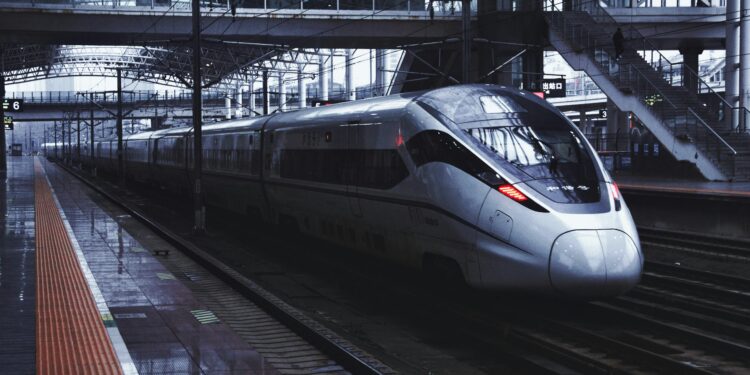 Железничката врска помеѓу Кина и Северна Кореја повторно во функција