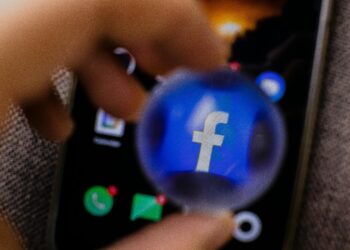 Можност за пасивен приход: Како да заработите до 3.000 евра месечно преку Фејсбук?