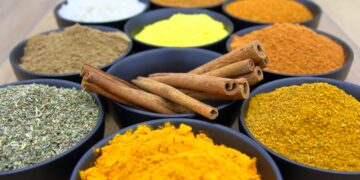 Метаболизмот по 50-тата година: Кои зачини можат да ви помогнат?