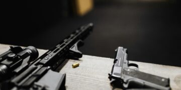 Воената индустрија во Германија во пораст: Се трансформираат фабриките за производство на оружје