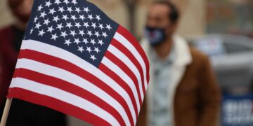 Над 9.000 Американци безбедно се вратиле од конфликтните подрачја на Исток, соопшти Трамп